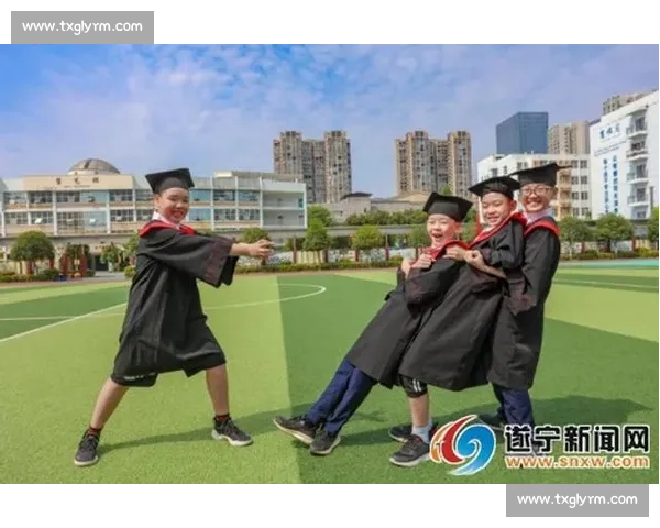 徐嘉余发文晒毕业照:从泳池 “鱼雷” 到校园 “学霸”,世锦赛备战再出发! 徐嘉余发文晒毕业照:从泳池 “鱼雷” 到校园 “学霸”,世锦赛备战再出发!